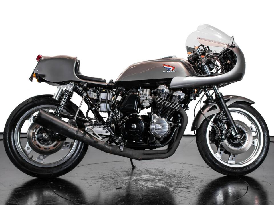 Imagen 3/27 de Honda CB 900 F Bol d'Or (1982)