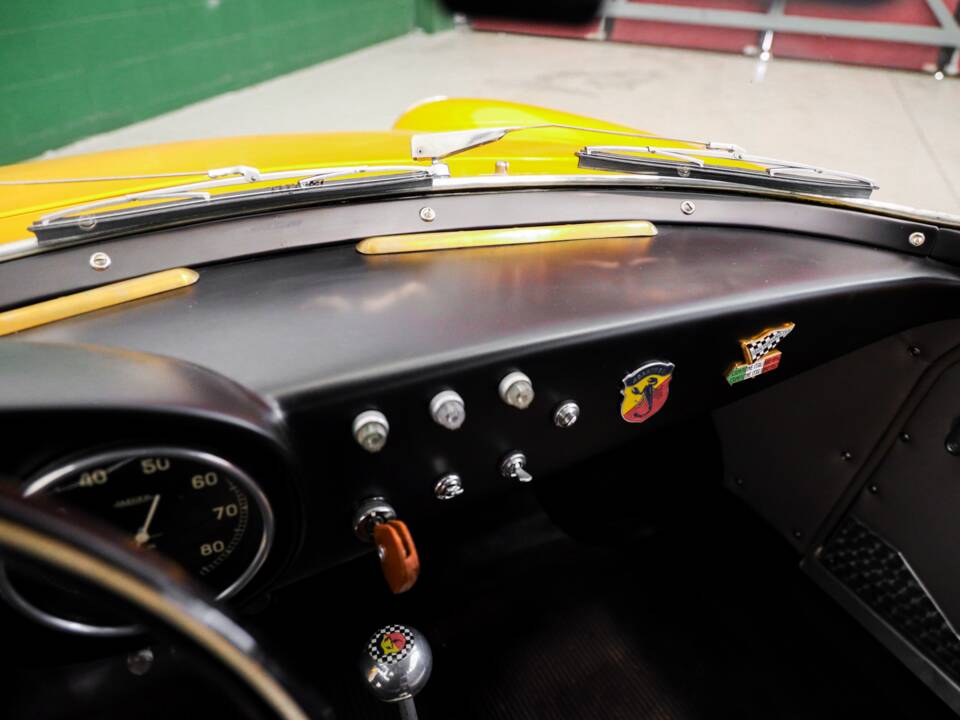 Image 24/79 of Abarth Fiat 750 Zagato (1958)