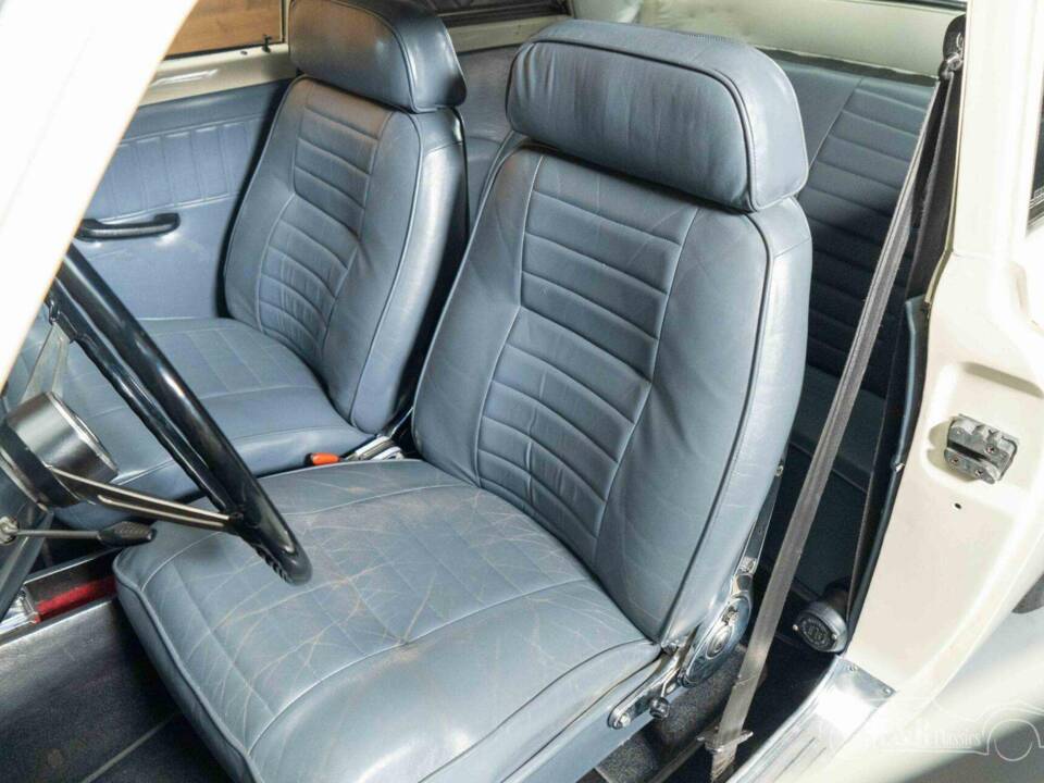 Afbeelding 12/19 van Volvo P 123 GT (1968)