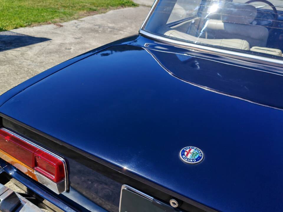 Image 21/50 of Alfa Romeo 2000 Berlina (1972)