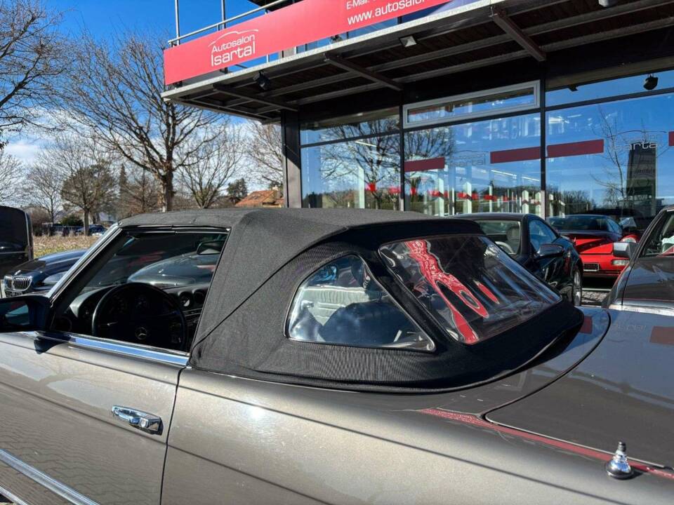 Bild 18/21 von Mercedes-Benz 380 SL (1984)