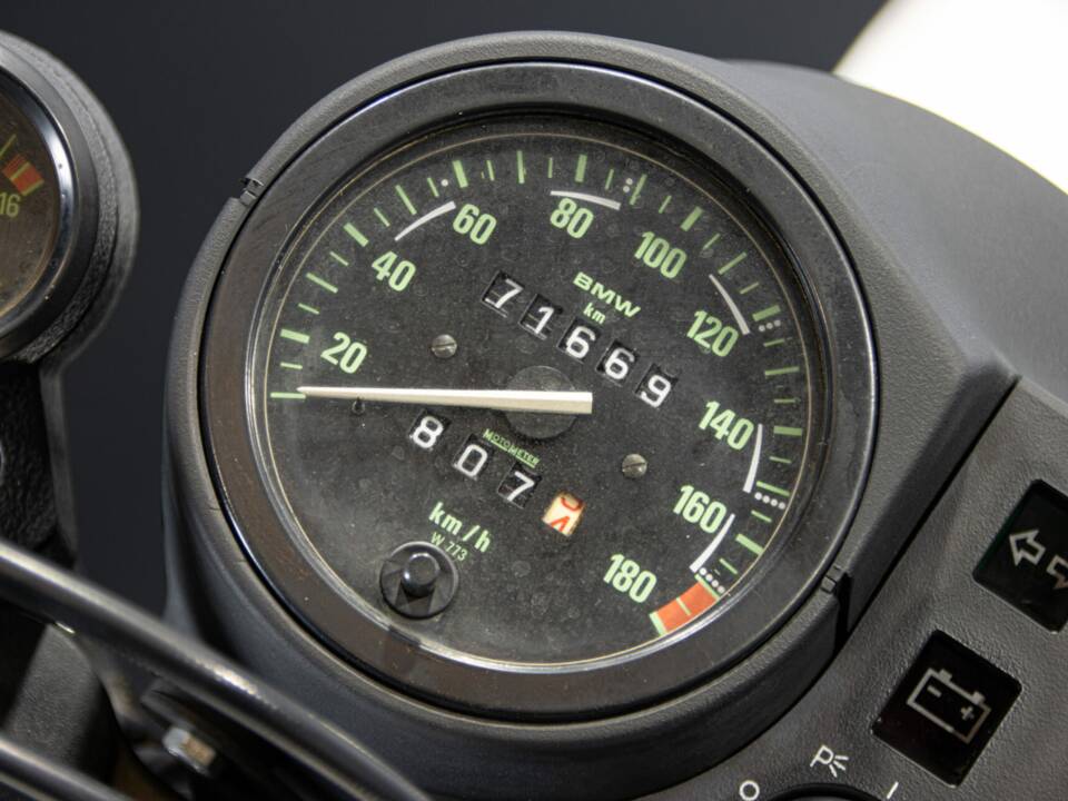 Bild 18/50 von BMW DUMMY (1986)