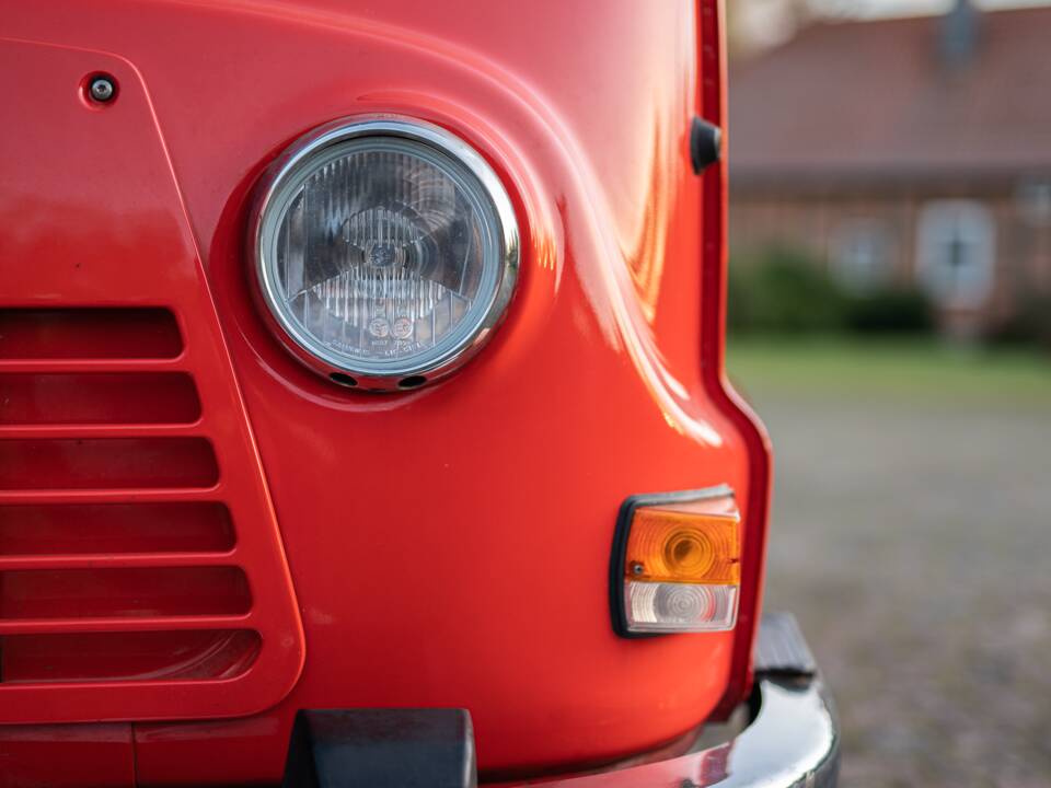 Image 6/52 of Renault Estafette (1977)