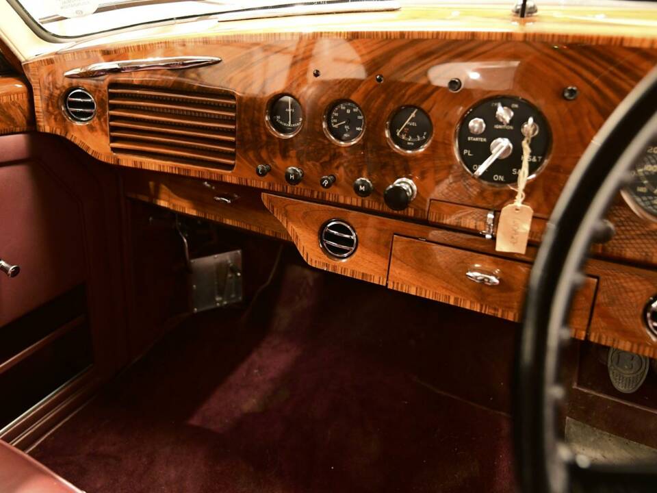 Bild 44/50 von Bentley R-Type Continental (1954)