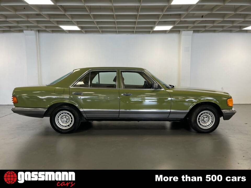 Imagen 4/15 de Mercedes-Benz 280 SE (1980)