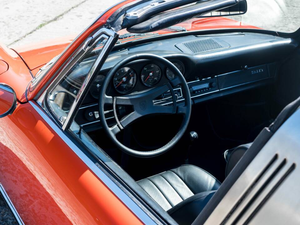Bild 21/39 von Porsche 911 2.2 T (1971)