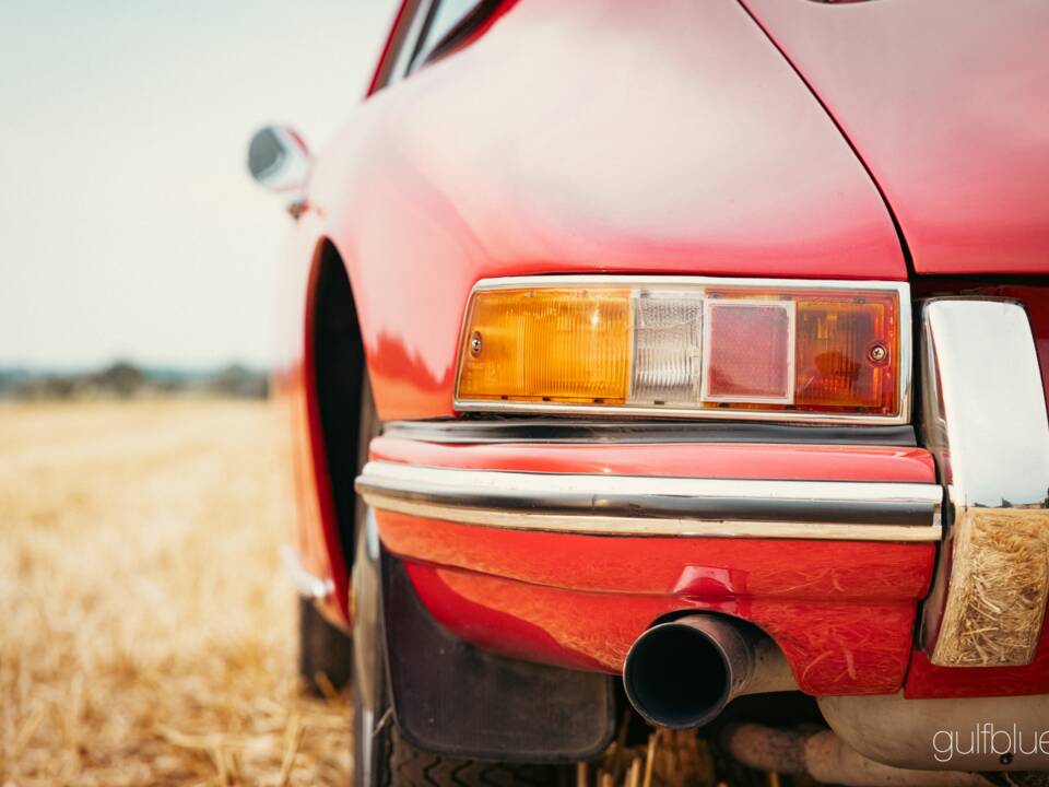 Image 21/59 of Porsche 911 2.0 (1966)
