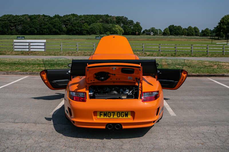 Bild 17/39 von Porsche 911 GT3 RS (2007)