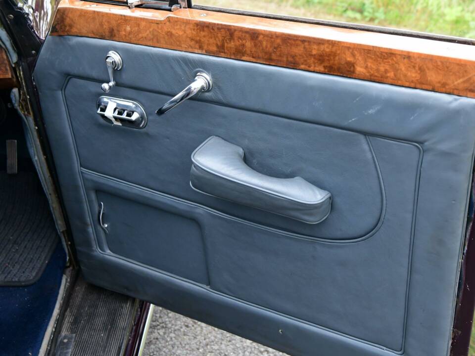 Imagen 47/50 de Rolls-Royce Silver Cloud II (1960)