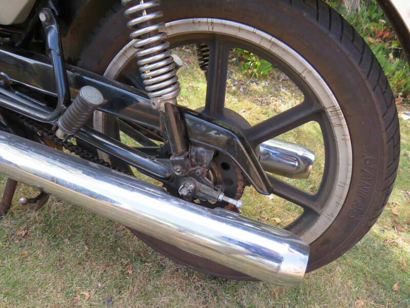 Image 30/36 of Yamaha RD 125 DX (1981)