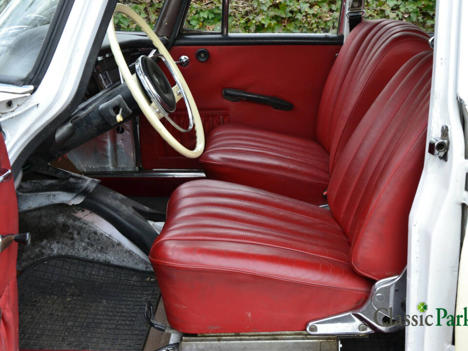 Bild 12/47 von Mercedes-Benz 190 Db (1963)
