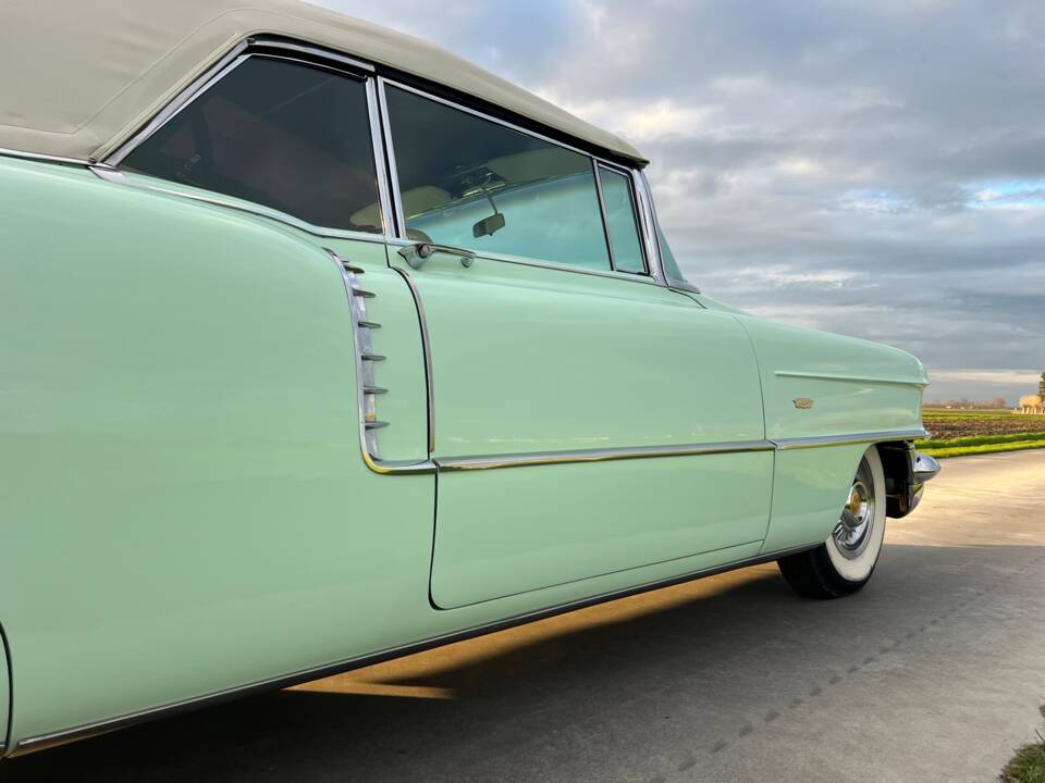 Image 37/83 of Cadillac 62 Convertible (1956)