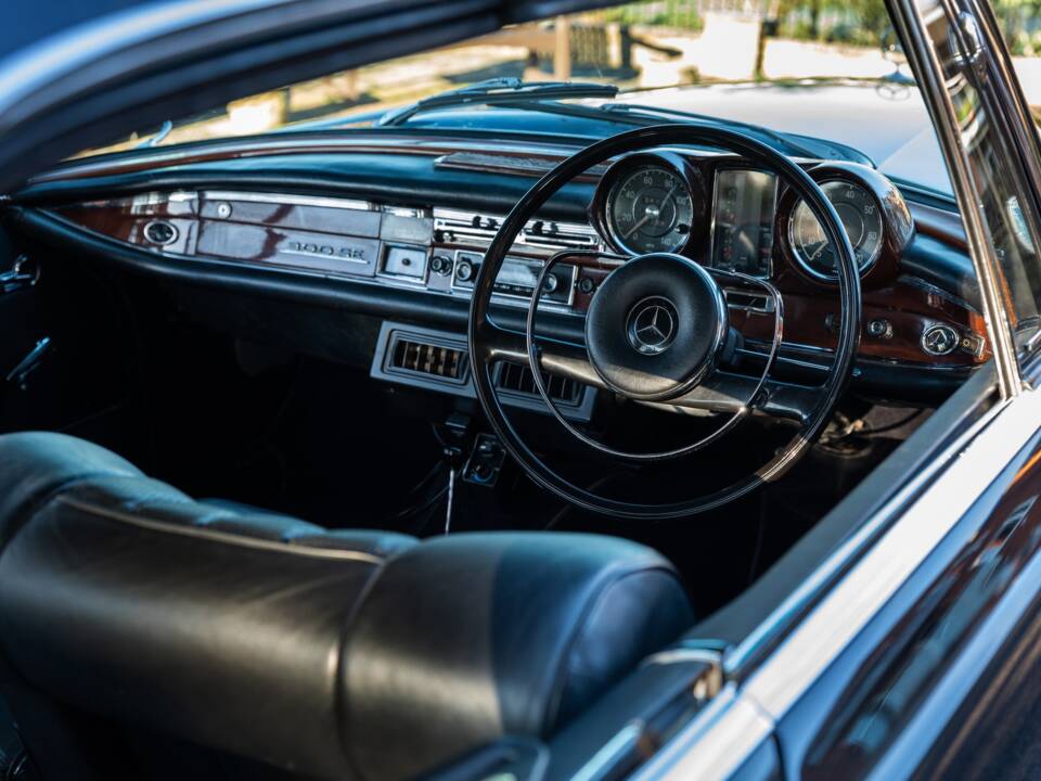 Afbeelding 45/45 van Mercedes-Benz 300 SE (1965)