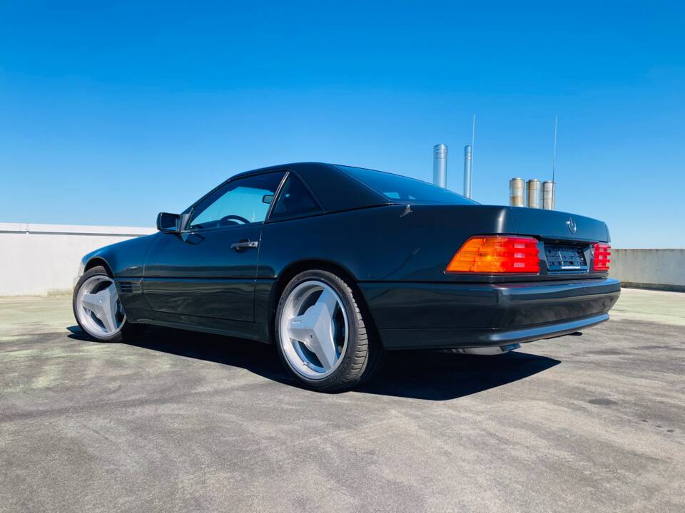 Obraz 24/29 pojazdu Mercedes-Benz 300 SL-24 (1991)
