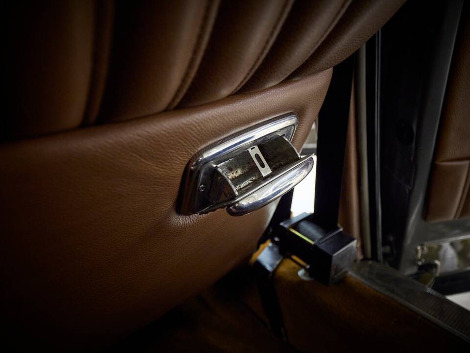 Image 88/92 of Citroën DS 23 Pallas (1975)