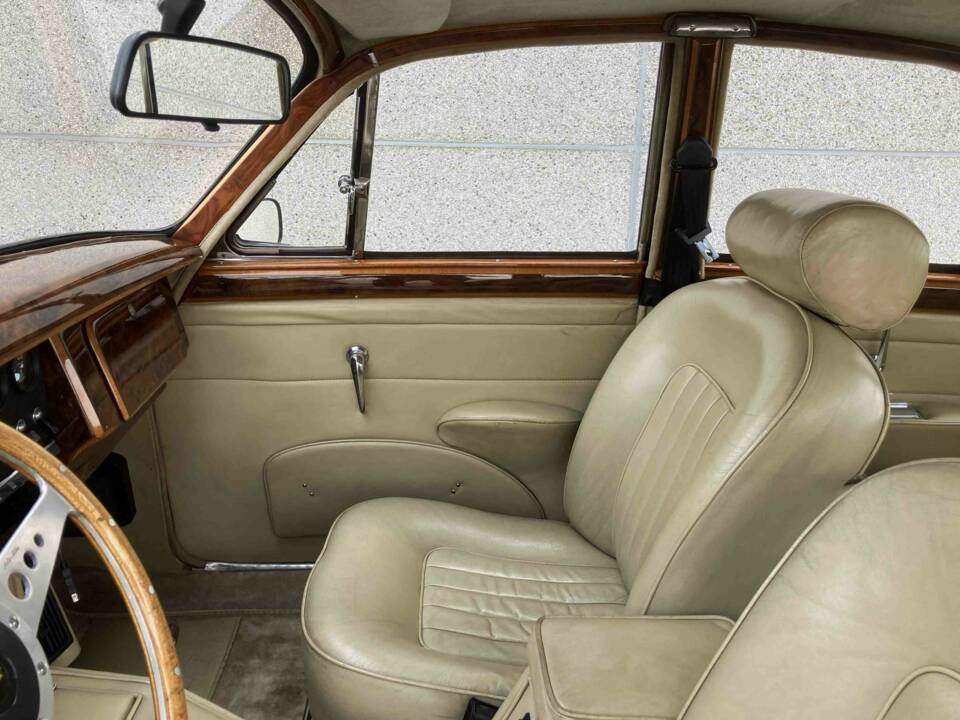 Afbeelding 30/35 van Jaguar Mk II 3.8 (1962)