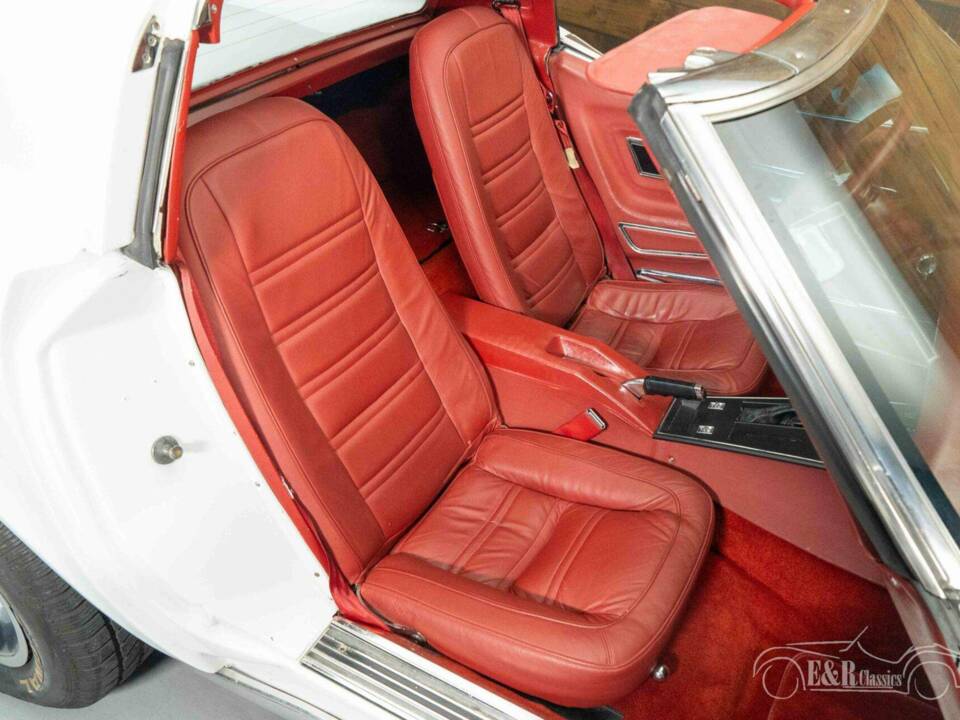 Image 7/19 of Chevrolet Corvette Stingray (1977)