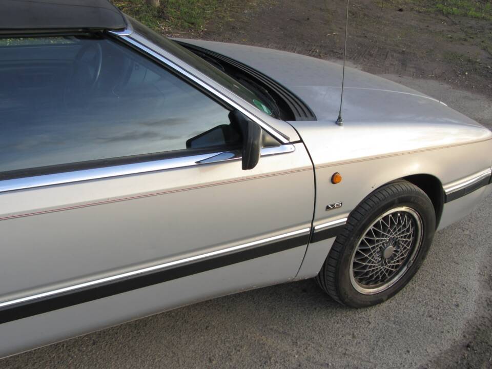 Bild 6/15 von Chrysler Le Baron 3.0 (1994)