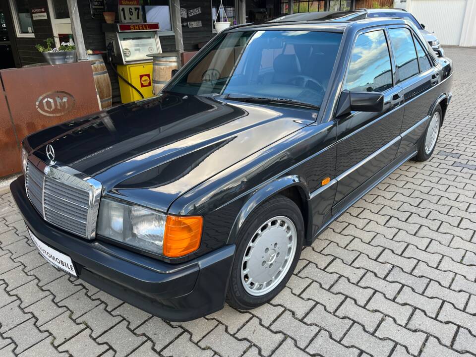 Image 1/21 of Mercedes-Benz 190 E 2.3-16 (1987)