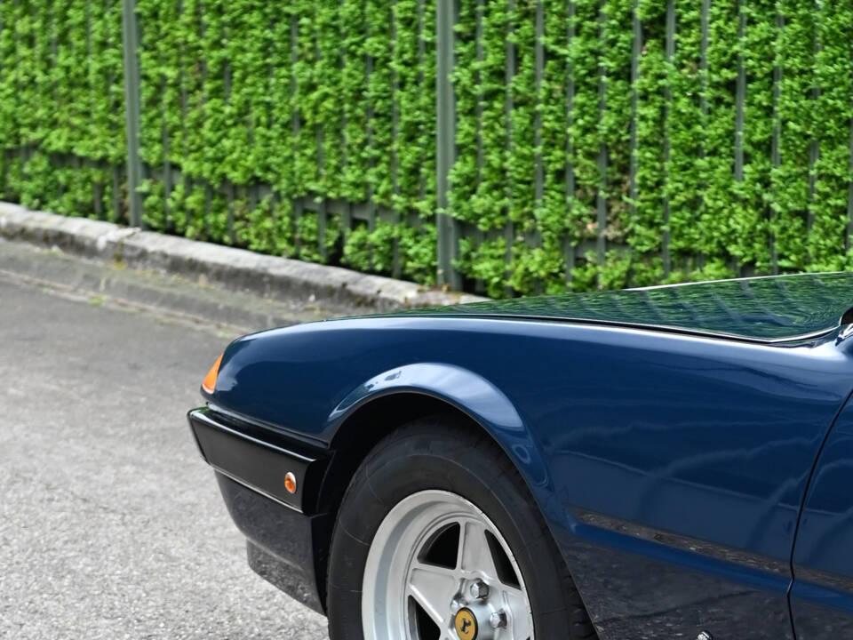 Immagine 5/40 di Ferrari 400i (1981)