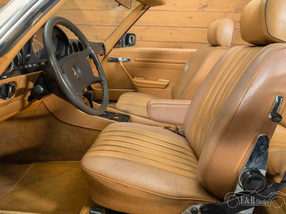 Immagine 14/29 di Mercedes-Benz 380 SL (1983)