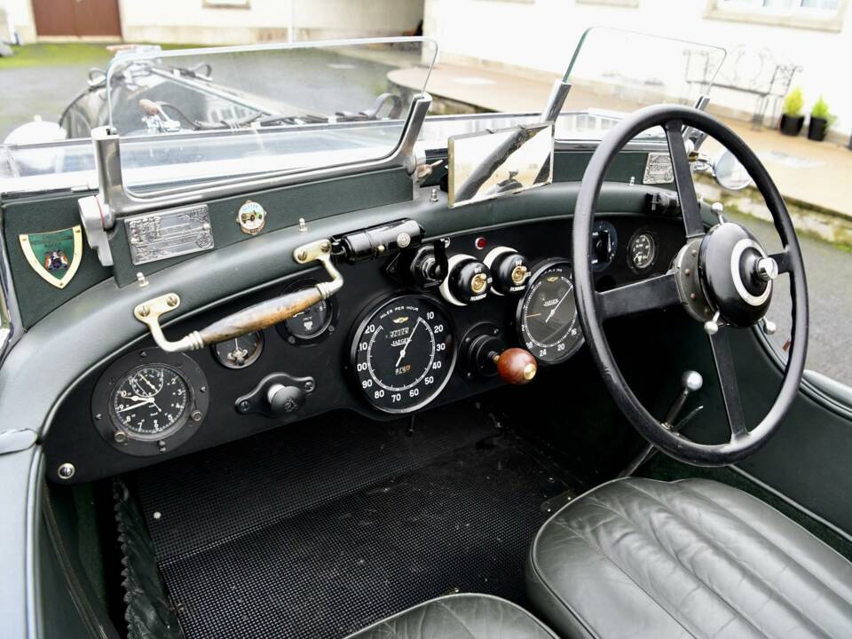 Image 34/50 of Bentley 6 1&#x2F;2 Litre Speed Six (1930)