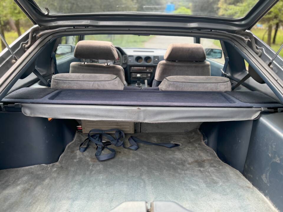 Image 11/11 of Nissan 300 ZX (1988)