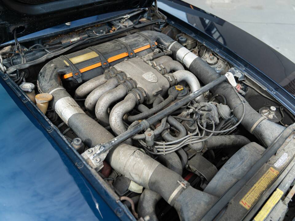 Image 29/34 of Porsche 928 (1981)
