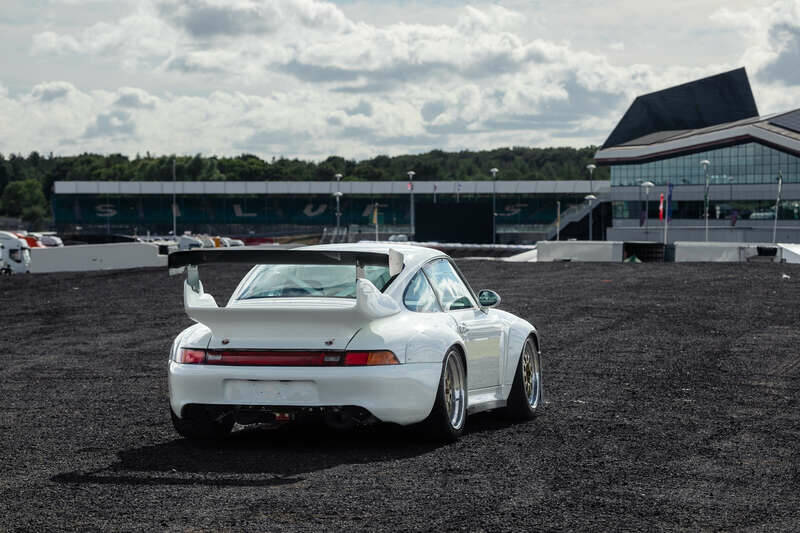 Image 15/50 de Porsche 911 GT2 R (1995)