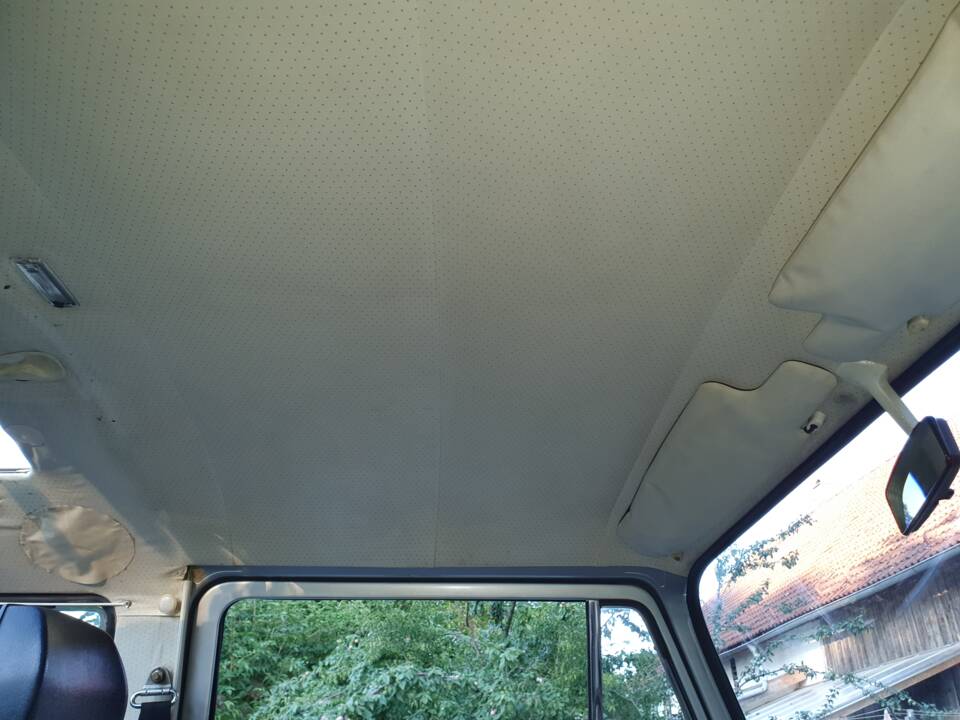 Afbeelding 39/46 van Volkswagen T2b Kombi (1979)
