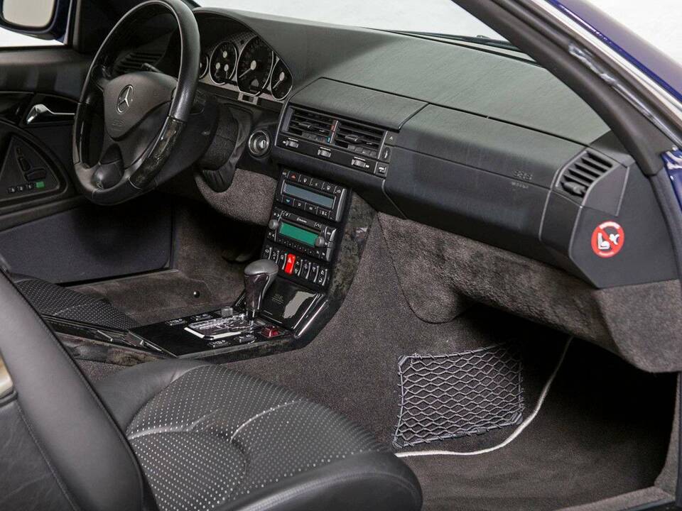 Image 26/36 de Mercedes-Benz SL 320 "Final Edition" (2000)