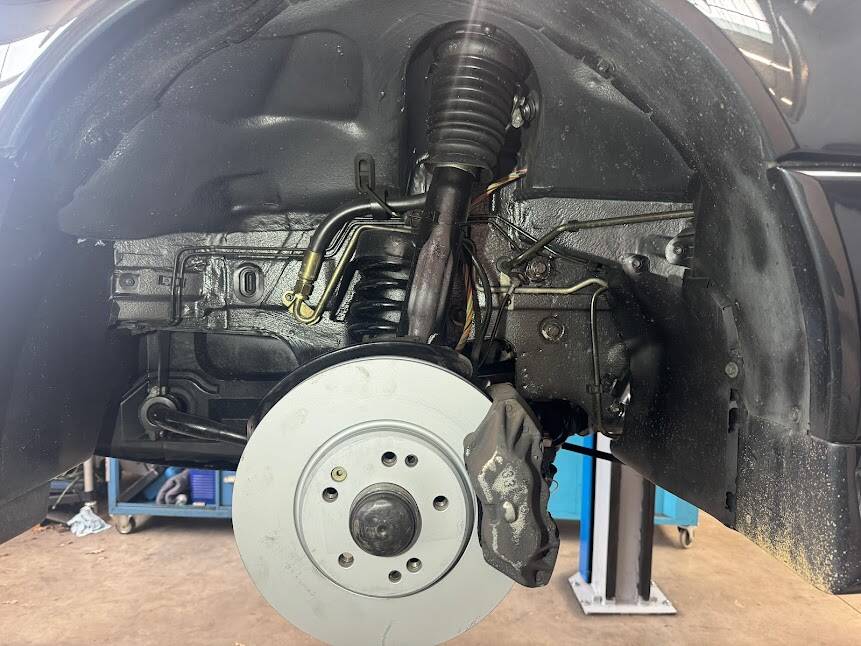 Bild 46/48 von Mercedes-Benz 500 SL 6.0 AMG (1991)