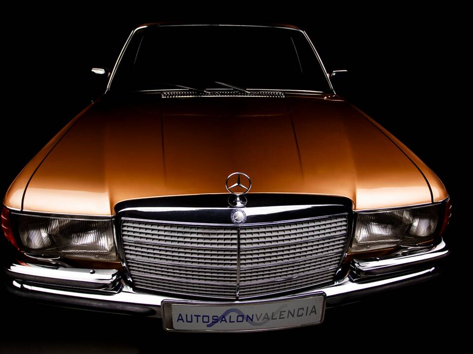 Bild 22/30 von Mercedes-Benz 350 SE (1976)