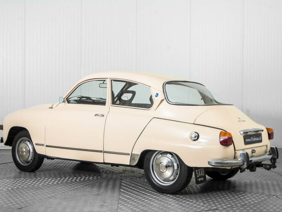 Image 6/50 de Saab 96 V4 (1971)