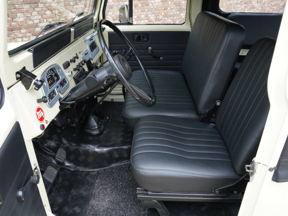 Bild 3/50 von Toyota Land Cruiser FJ 40 (1978)