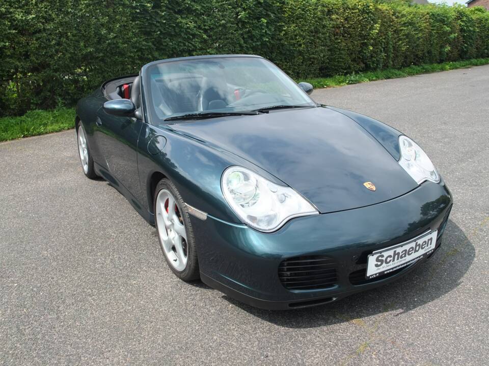 Bild 47/73 von Porsche 911 Carrera 4S (2004)