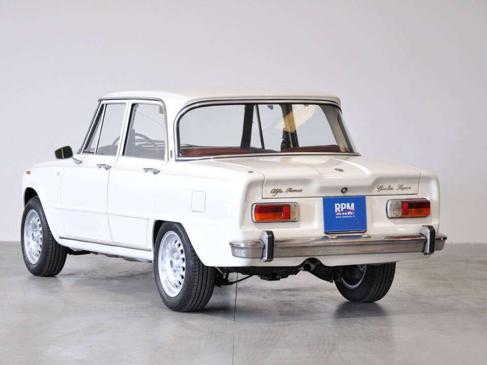 Image 46/63 of Alfa Romeo Giulia 1600 Super Biscione (1969)