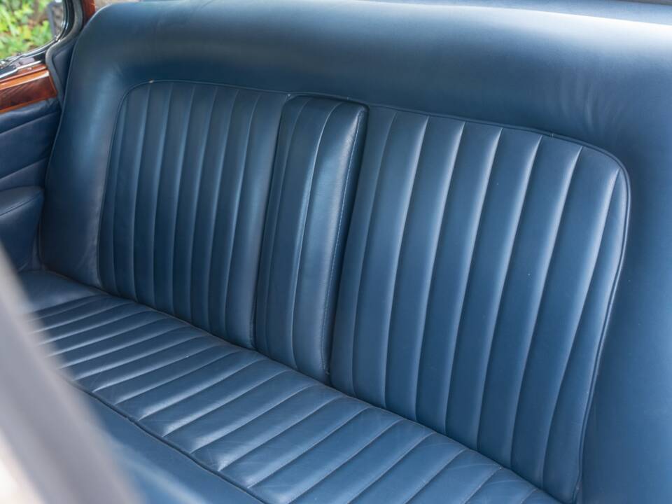 Immagine 42/50 di Jaguar Mk II 3.4 (1962)
