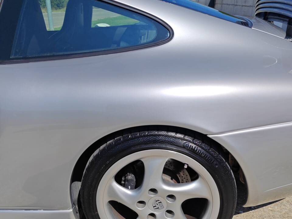 Image 20/50 de Porsche 911 Carrera (1999)