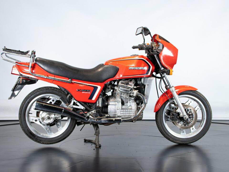 Image 5/40 of Honda CX 500 Turbo (1982)