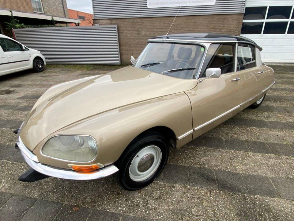 Bild 22/45 von Citroën DS 19 (1970)