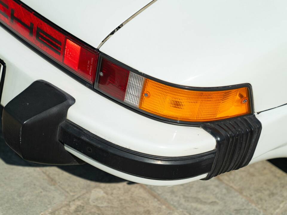 Image 18/50 de Porsche 911 SC 3.0 (1979)