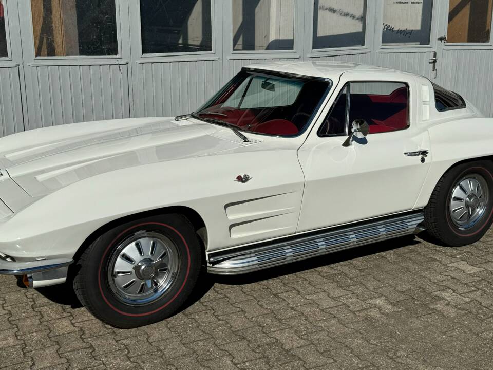 Bild 1/27 von Chevrolet Corvette Sting Ray (1964)