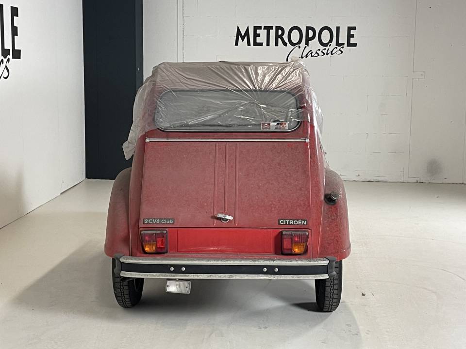 Immagine 4/22 di Citroën 2 CV 6 Club (1991)