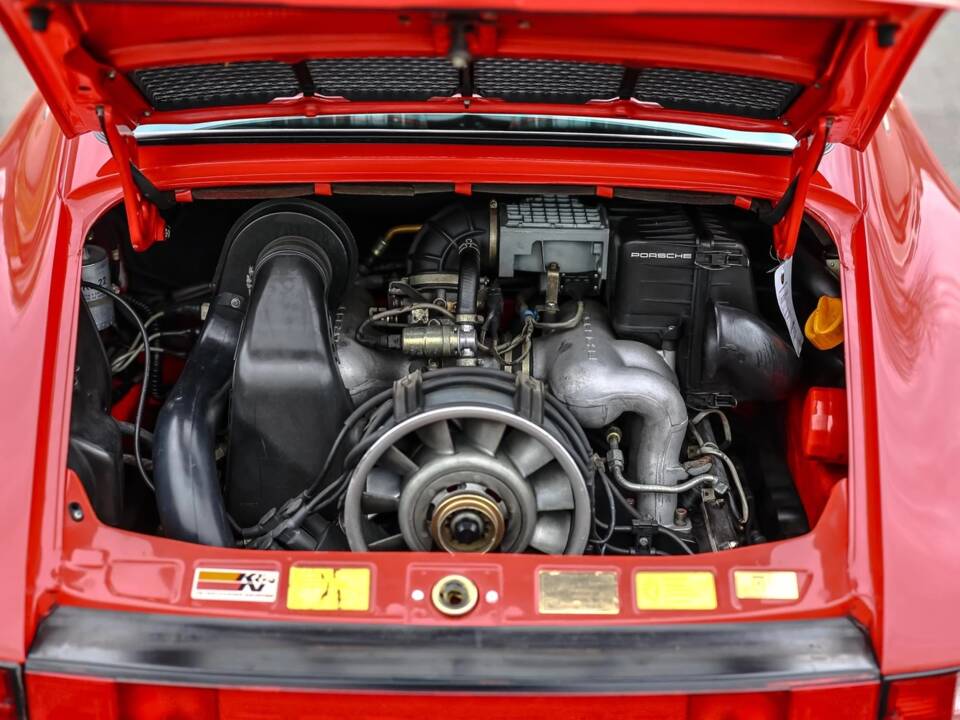 Image 12/12 of Porsche 911 Carrera 3.2 (1987)