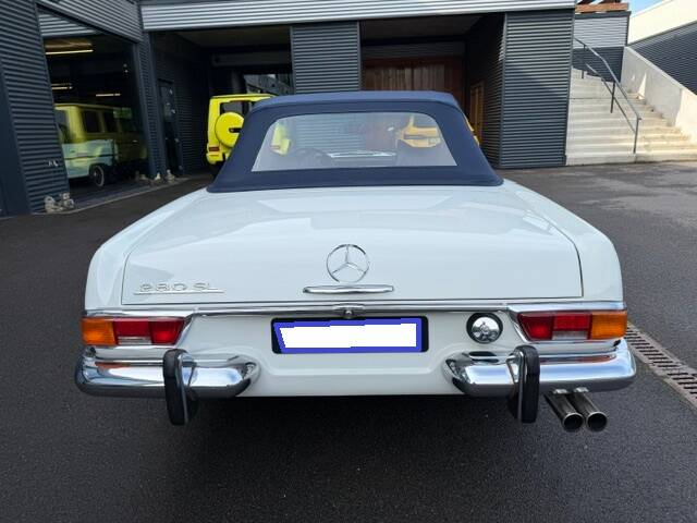 Image 3/19 of Mercedes-Benz 280 SL (1971)