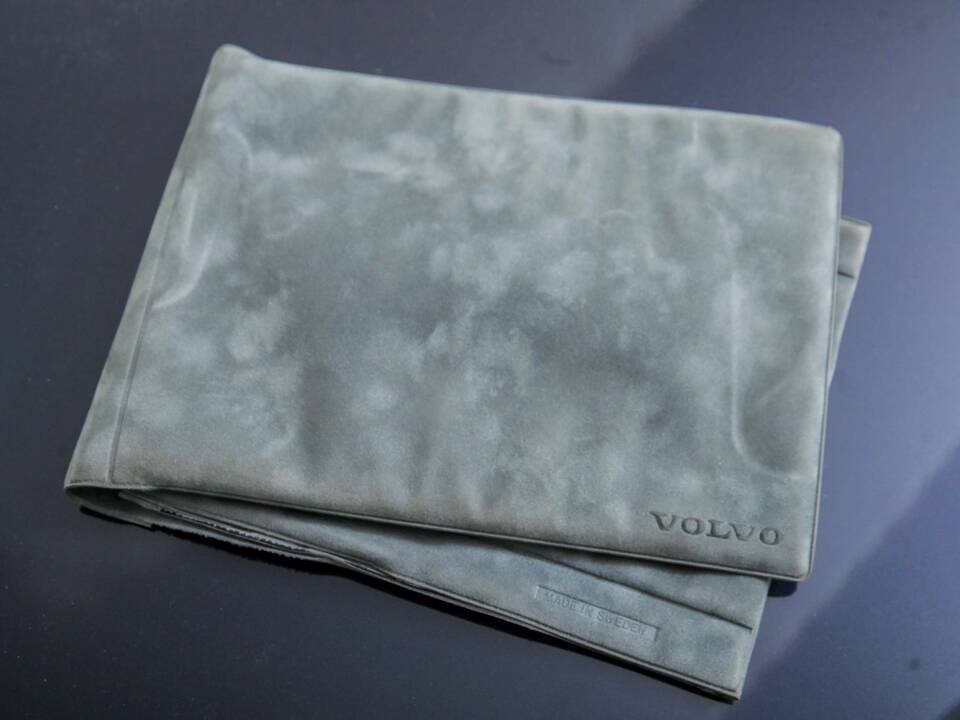 Bild 43/48 von Volvo V 70 2.4 (2006)