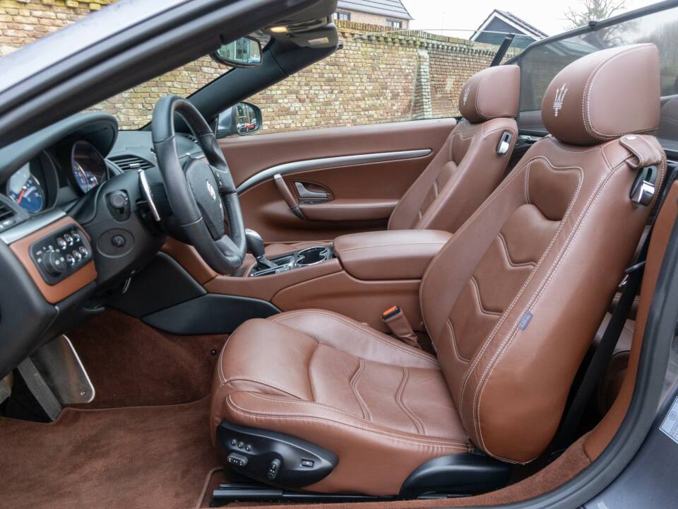 Bild 33/50 von Maserati GranCabrio Sport (2015)