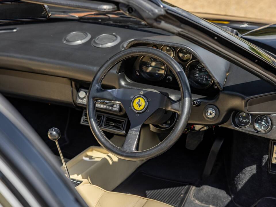 Bild 33/50 von Ferrari 308 GTB Quattrovalvole (1985)