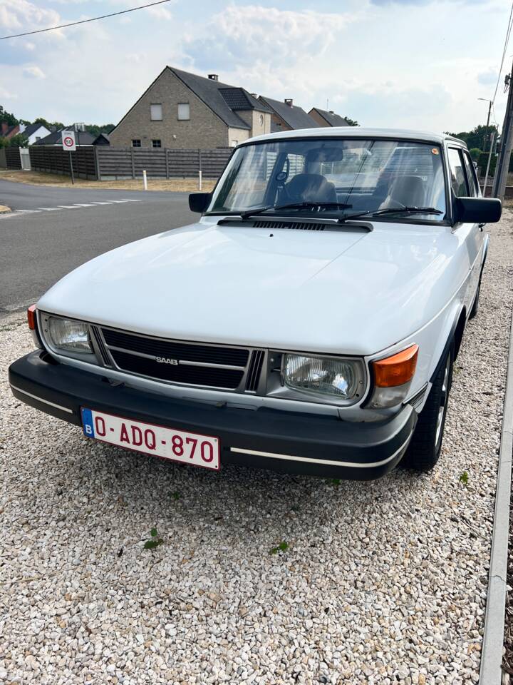 Afbeelding 38/51 van Saab 99 (1983)